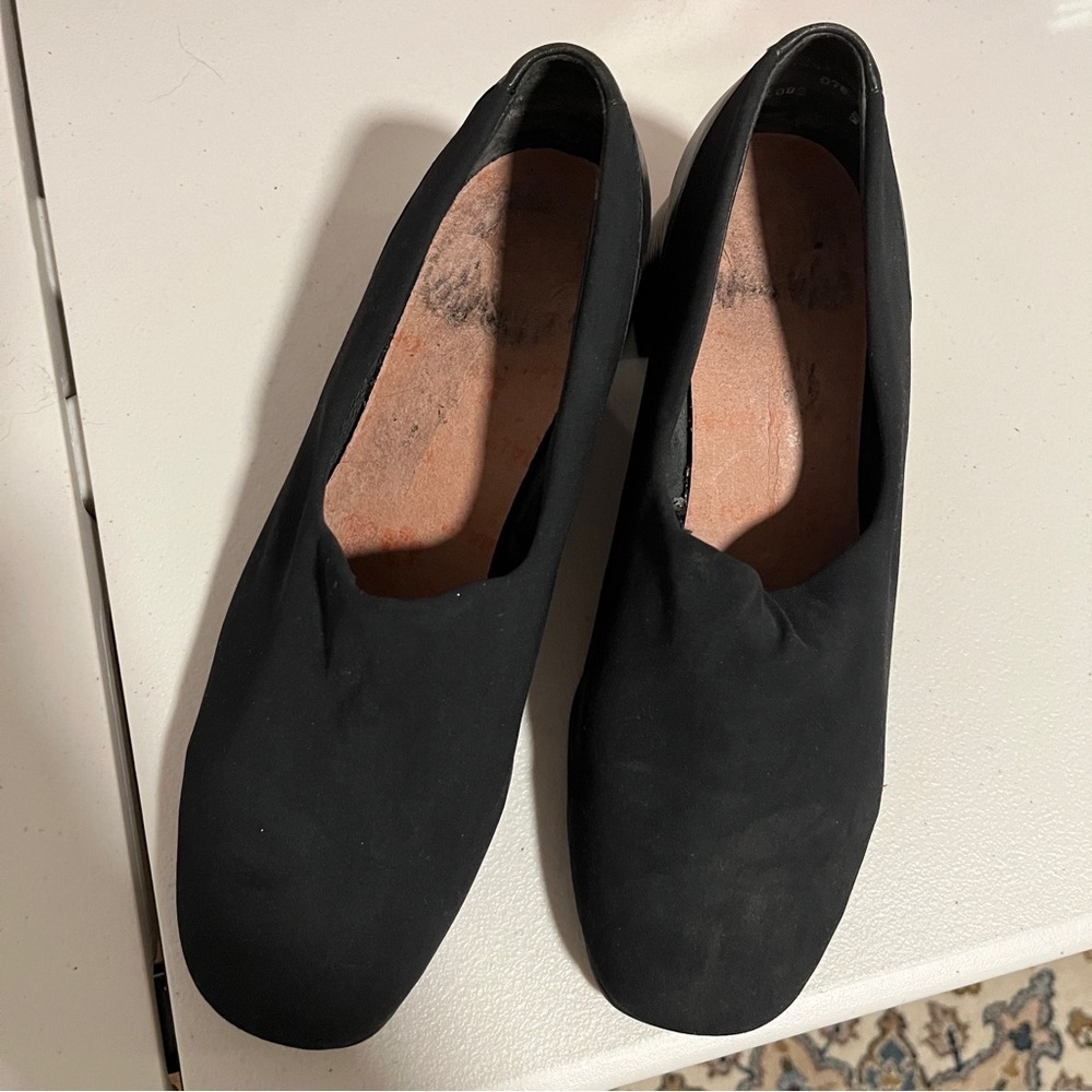 Munro American Black Comfortable Heels Size 8.5 with 2” Block Heel